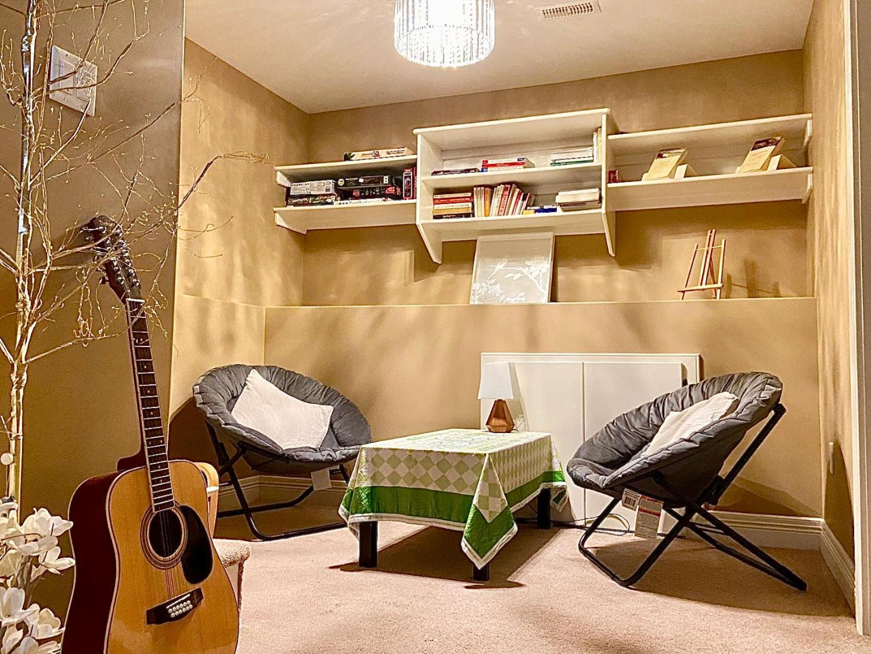 Cozy And Stylish Entire Suite In 핼리팩스 외부 사진